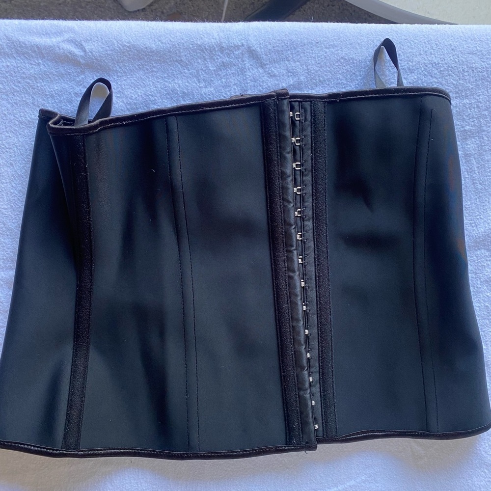 Black Women’s Girdle Corset Waist Cincher size XL
